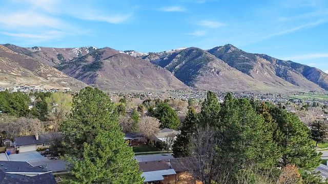 891 E 3300 N, North Ogden, UT 84414