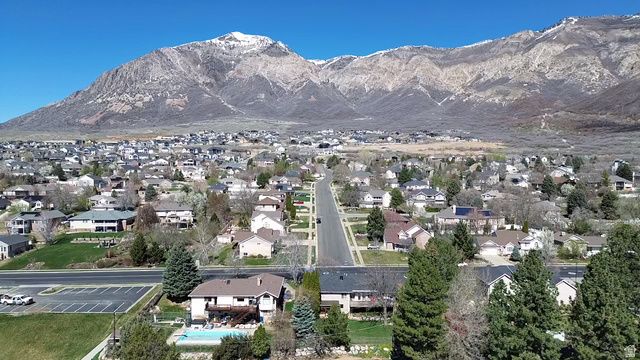 891 E 3300 N, North Ogden, UT 84414