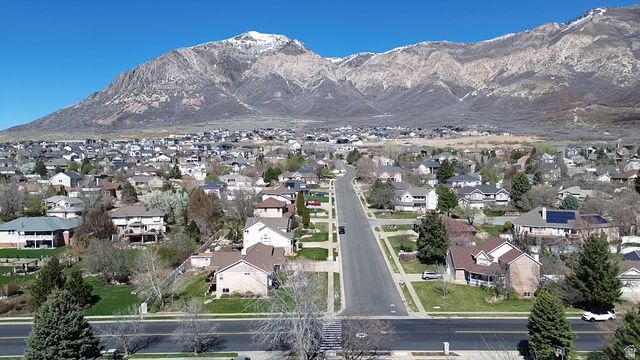 891 E 3300 N, North Ogden, UT 84414