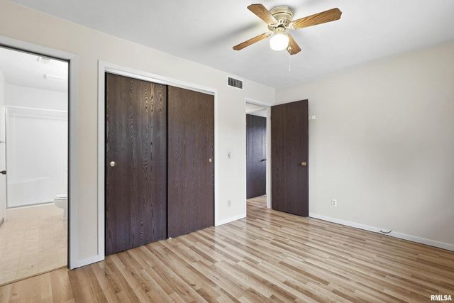 1249 48TH Avenue 18, East Moline, IL 61244