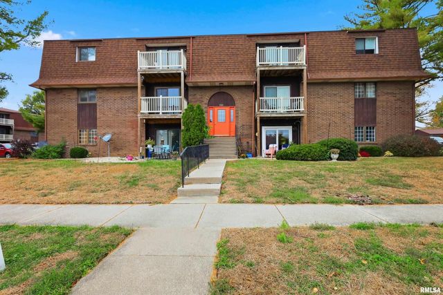 1249 48TH Avenue 18, East Moline, IL 61244