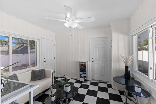 170 22ND AVENUE N, St Petersburg, FL 33704