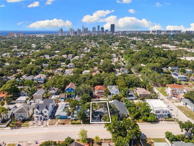 170 22ND AVENUE N, St Petersburg, FL 33704