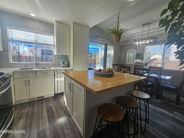 5455 Santa Barbara Avenue, Sparks, NV 89436