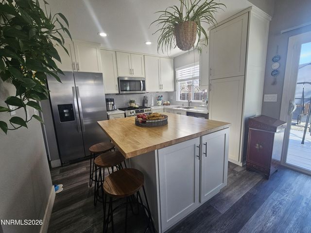 5455 Santa Barbara Avenue, Sparks, NV 89436