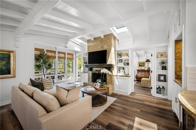 522 Thalia Street, Laguna Beach, CA 92651