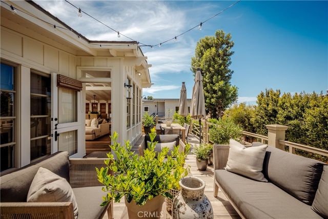 522 Thalia Street, Laguna Beach, CA 92651