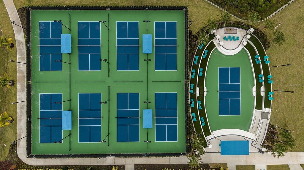 Image 13 of property listing at 11181 LIVEWELL COURT, Venice, FL 34293