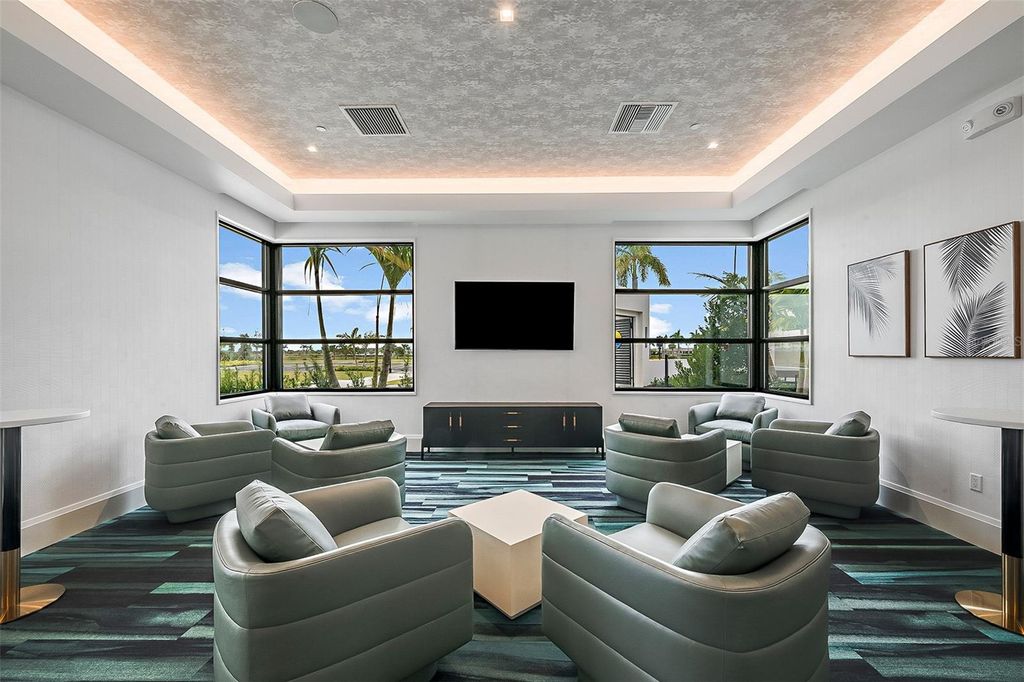 Image 26 of property listing at 11181 LIVEWELL COURT, Venice, FL 34293