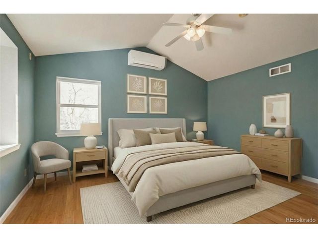 2250 Eagleview Cir, Longmont, CO 80504