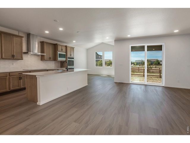 6087 Red Barn Rd, Timnath, CO 80547