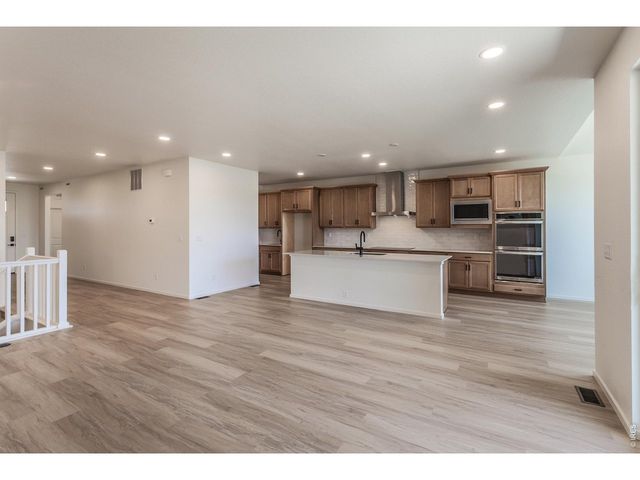 6087 Red Barn Rd, Timnath, CO 80547