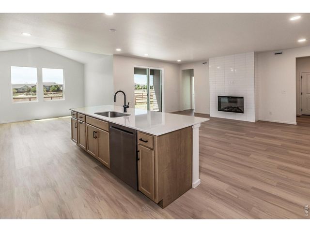 6087 Red Barn Rd, Timnath, CO 80547