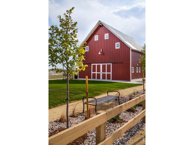 6087 Red Barn Rd, Timnath, CO 80547