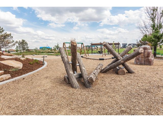6087 Red Barn Rd, Timnath, CO 80547