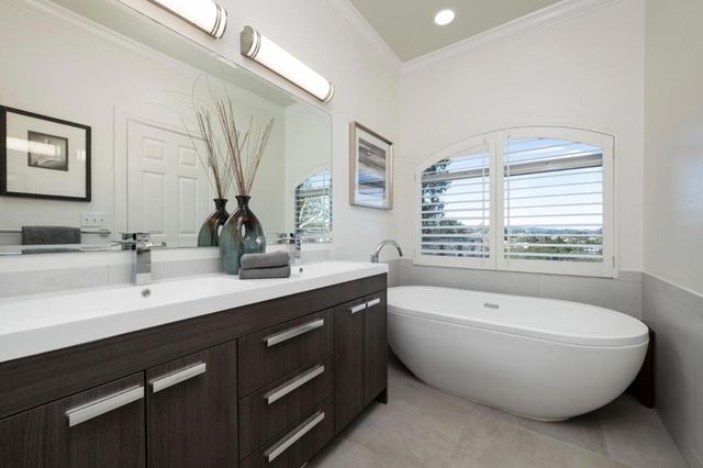 3860 W Naughton Avenue, Belmont, CA 94002