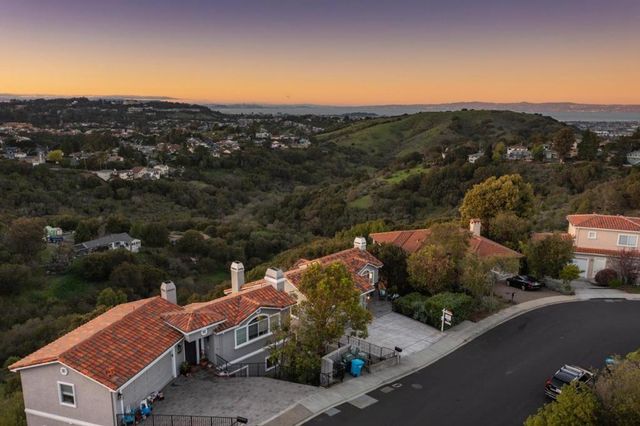 3860 W Naughton Avenue, Belmont, CA 94002