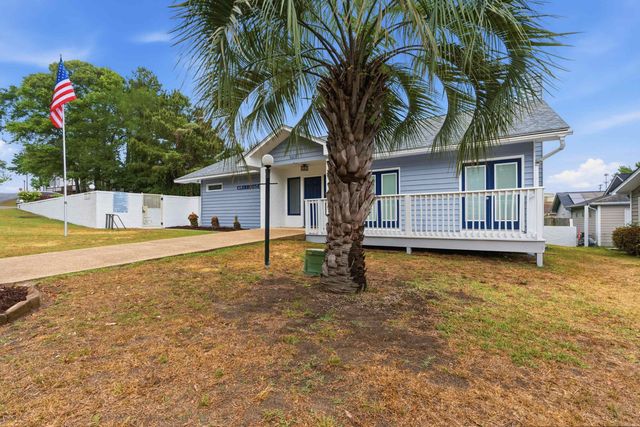 76 Channing Dr., Little River, SC 29566
