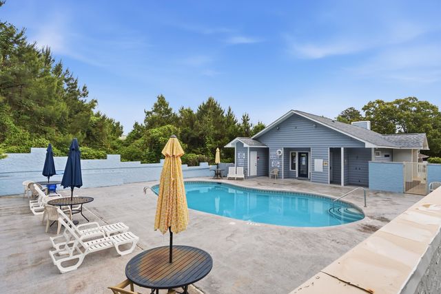 76 Channing Dr., Little River, SC 29566