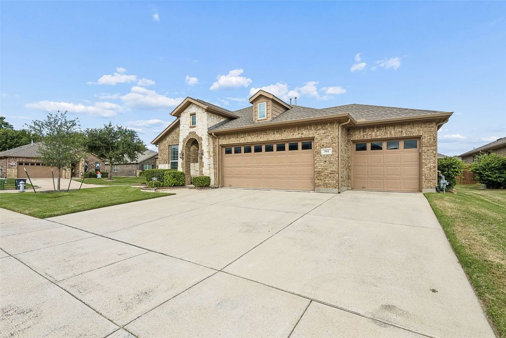 501 Neils Court, Arlington, TX 76002 — photo 3