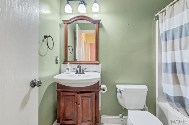 1211 Mulberry Court, Troy, MO 63379