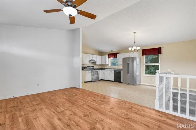 1211 Mulberry Court, Troy, MO 63379