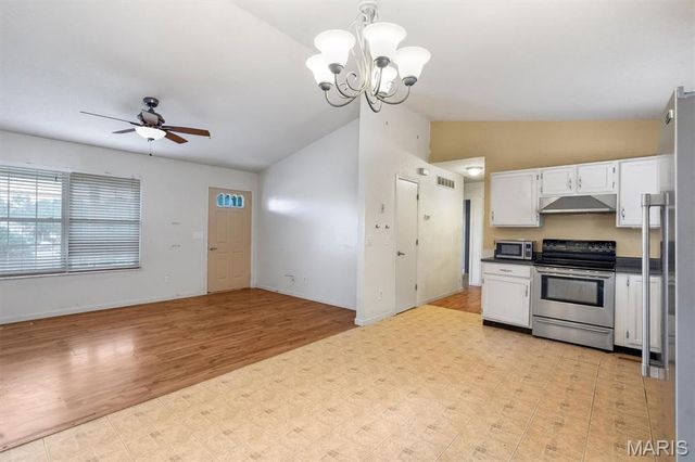 1211 Mulberry Court, Troy, MO 63379