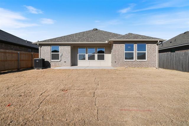 3228 Piney River Drive, Yukon, OK 73099