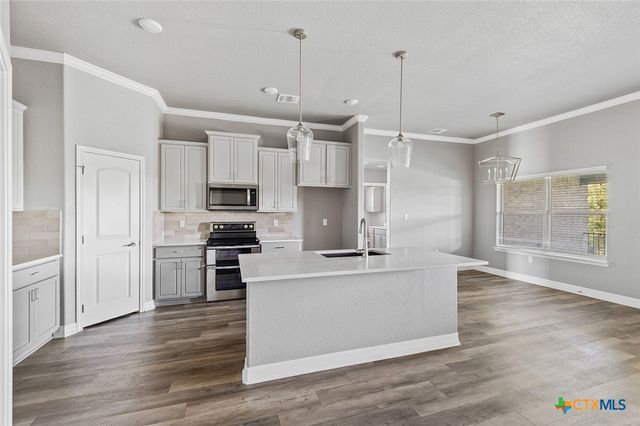 6005 Hamlet Drive, Belton, TX 76513