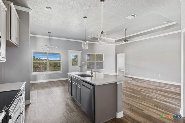 6005 Hamlet Drive, Belton, TX 76513