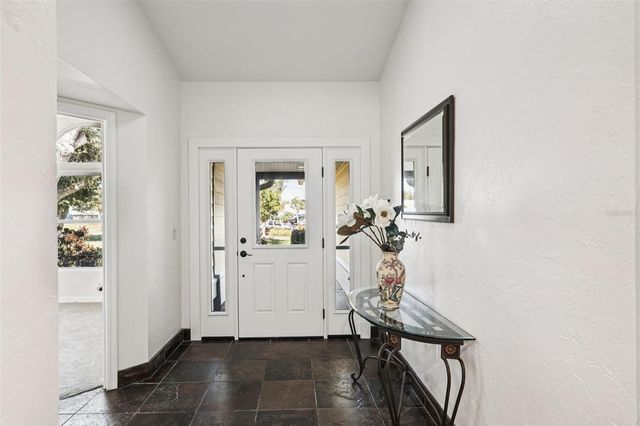 600 SHETLAND, Nokomis, FL 34275