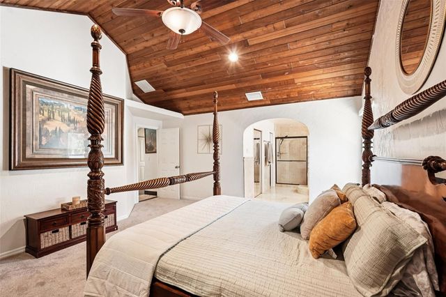 600 SHETLAND, Nokomis, FL 34275