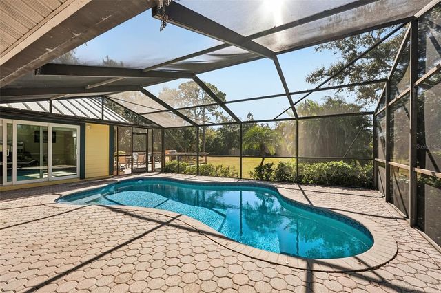 600 SHETLAND, Nokomis, FL 34275