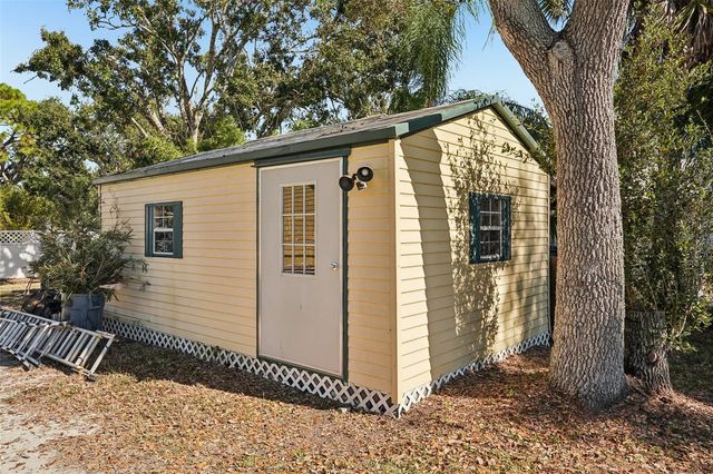 600 SHETLAND, Nokomis, FL 34275