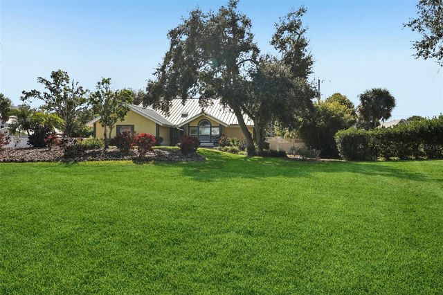 600 SHETLAND, Nokomis, FL 34275