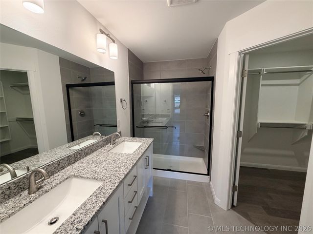 27155 E 109th Street S, Coweta, OK 74429