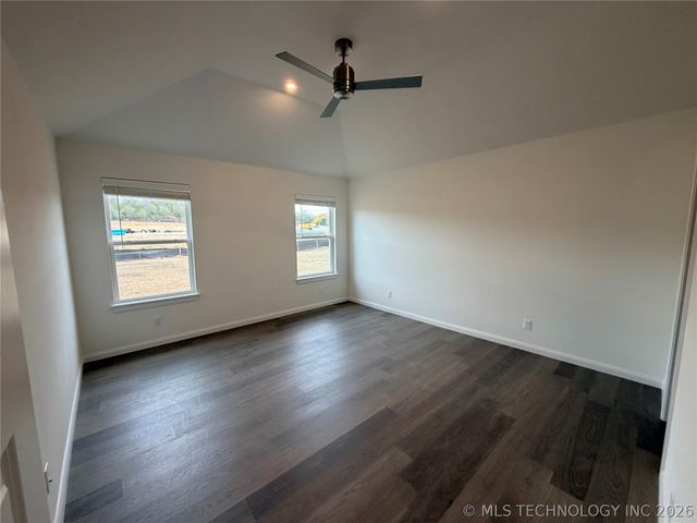 27155 E 109th Street S, Coweta, OK 74429