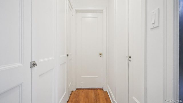 100 Parkway 5D, Bronxville, NY 10708