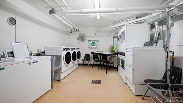 100 Parkway 5D, Bronxville, NY 10708