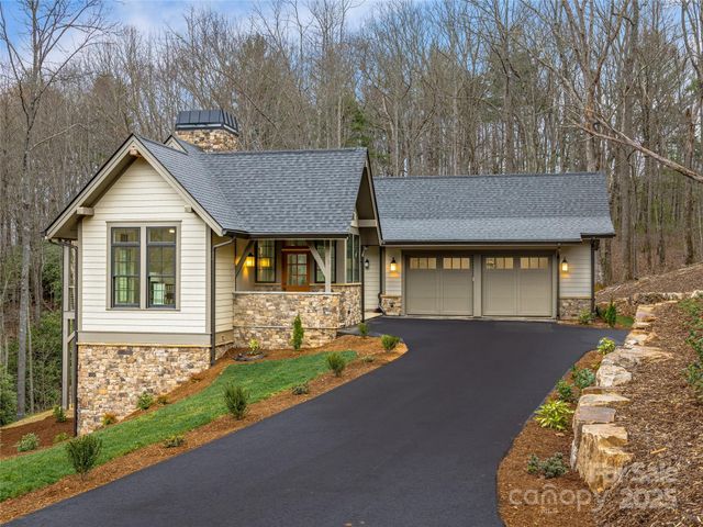 435 Barrington Drive, Asheville, NC 28803