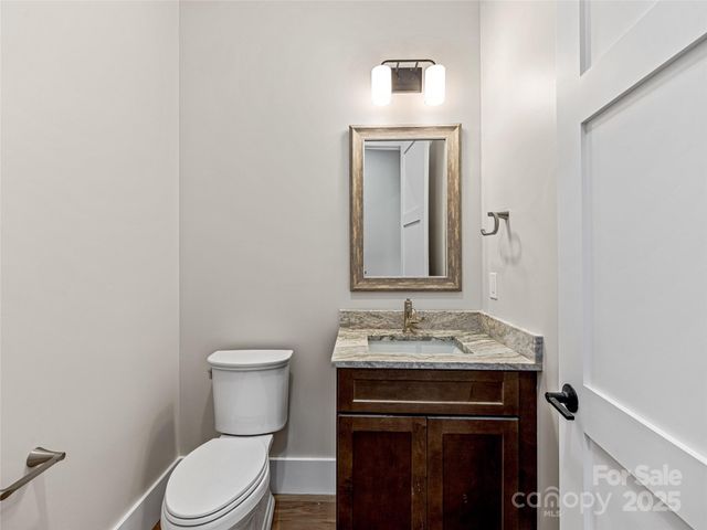 435 Barrington Drive, Asheville, NC 28803