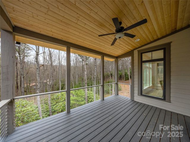 435 Barrington Drive, Asheville, NC 28803
