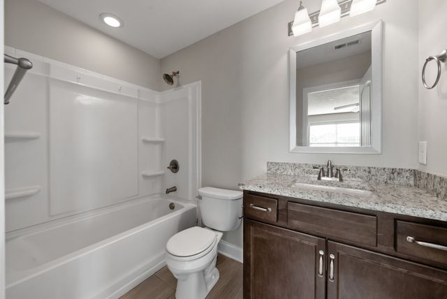 891 Terraceside Cir, Clarksville, TN 37040