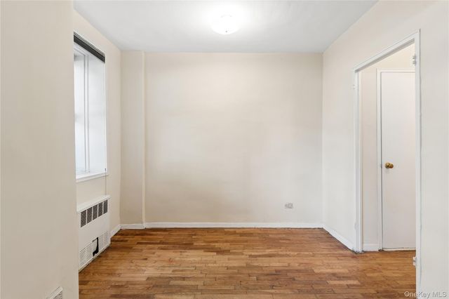 71-40 112th Street 106, Forest Hills, NY 11375