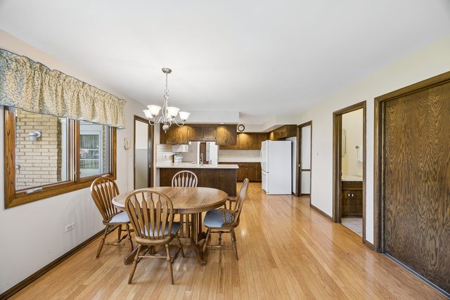 7809 Palm Drive, Orland Park, IL 60462