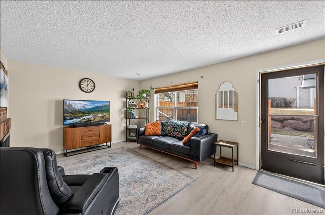 6937 S Knolls Way, Centennial, CO 80122