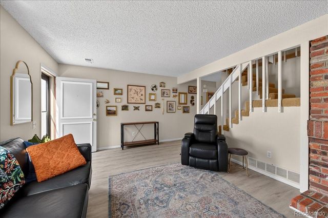 6937 S Knolls Way, Centennial, CO 80122