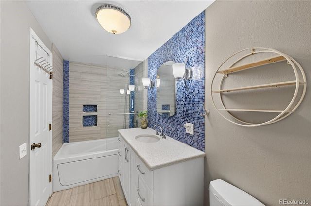 6937 S Knolls Way, Centennial, CO 80122