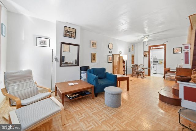 2333 S HUTCHINSON ST, Philadelphia, PA 19148