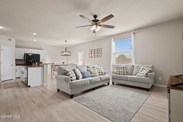 13514 BRADFORD Street, Horizon City, TX 79928